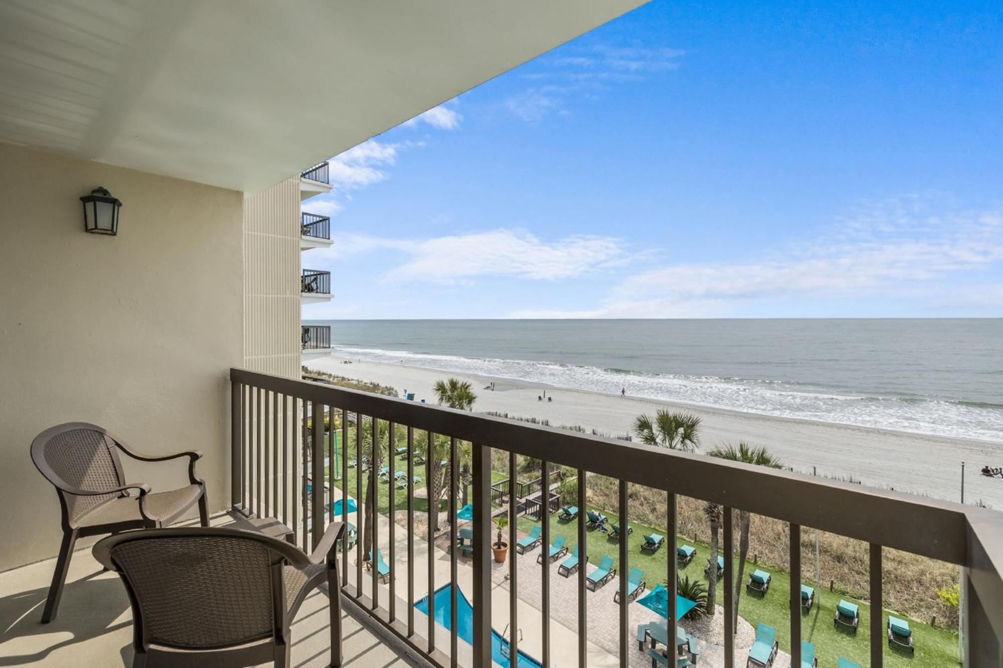 Standard Queen Room Two Queen Beds Ocean Front