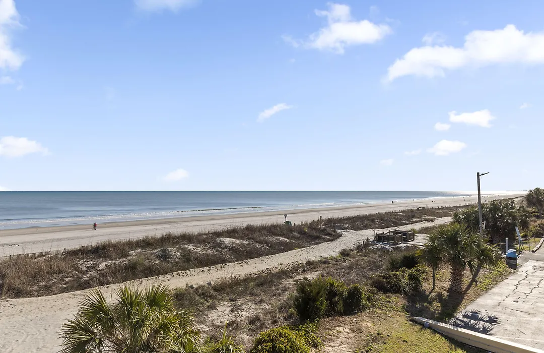 Ocean Crest Inn And Suites-1