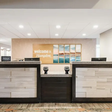 Hampton Inn Harbourgate-2